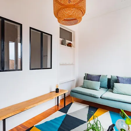 Bright Loft At Downtown 리스본